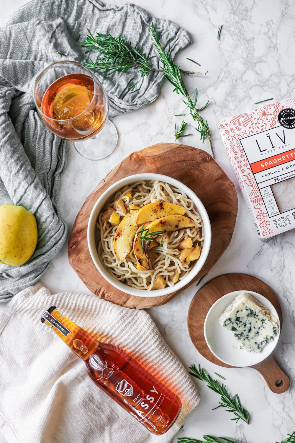 Spaghetti aux pommes et roquefort