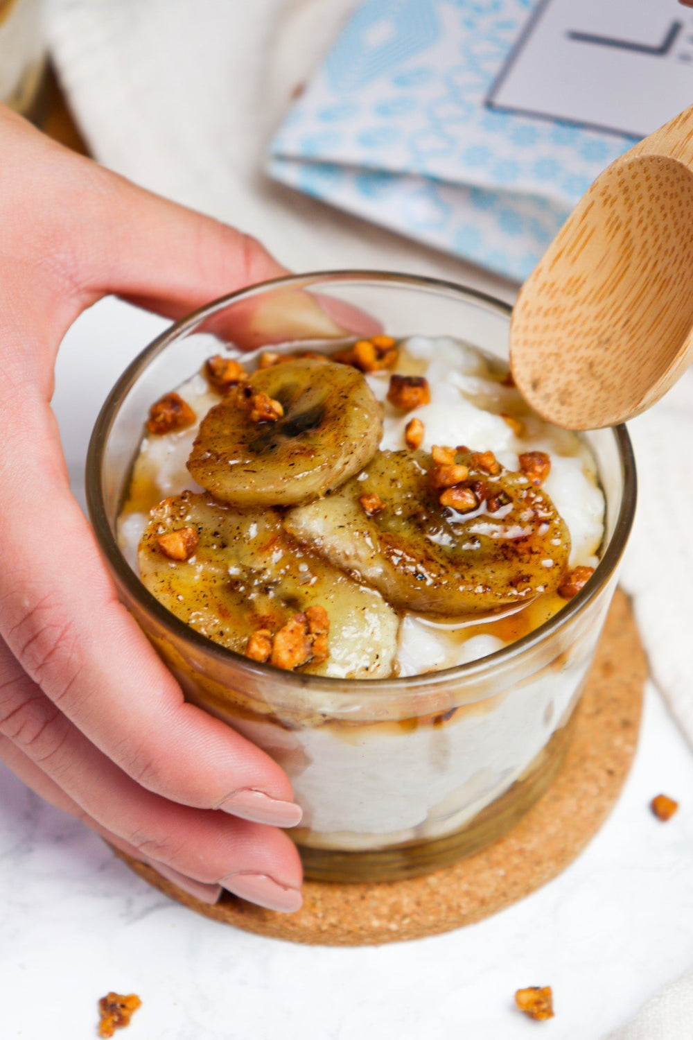 Riz au lait et bananes caramélisées