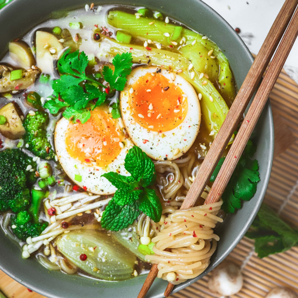 bol de nouilles de konjac en ramen recettes facile